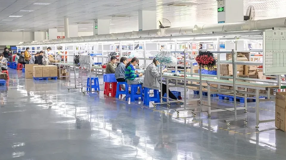 Vista della fabbrica 11